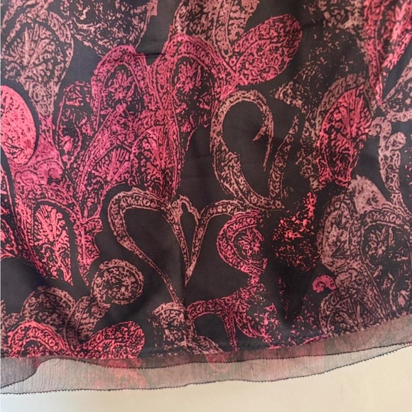 Vintage Elie Tahari Silk Black and Pink Women's Top - Picture 5 of 6